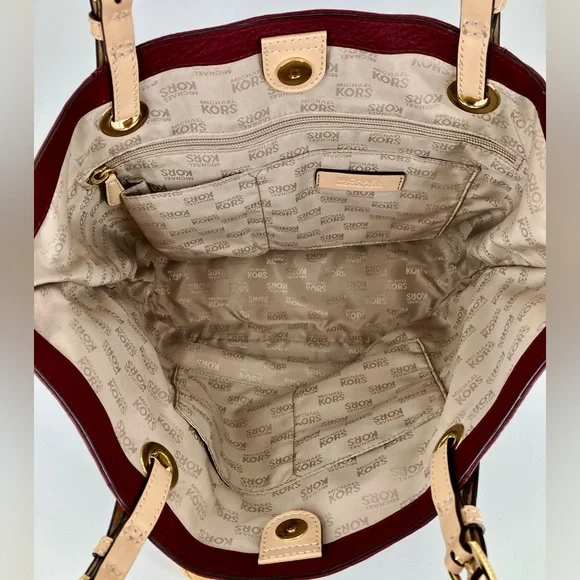 MICHAEL KORS Burgundy Jet Set Tote *Like New* - Picture 10 of 13
